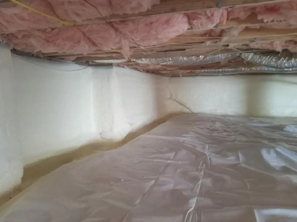 Crawl space encapsulation with closed-cell spray foam for Roof Maintenance in Seneca